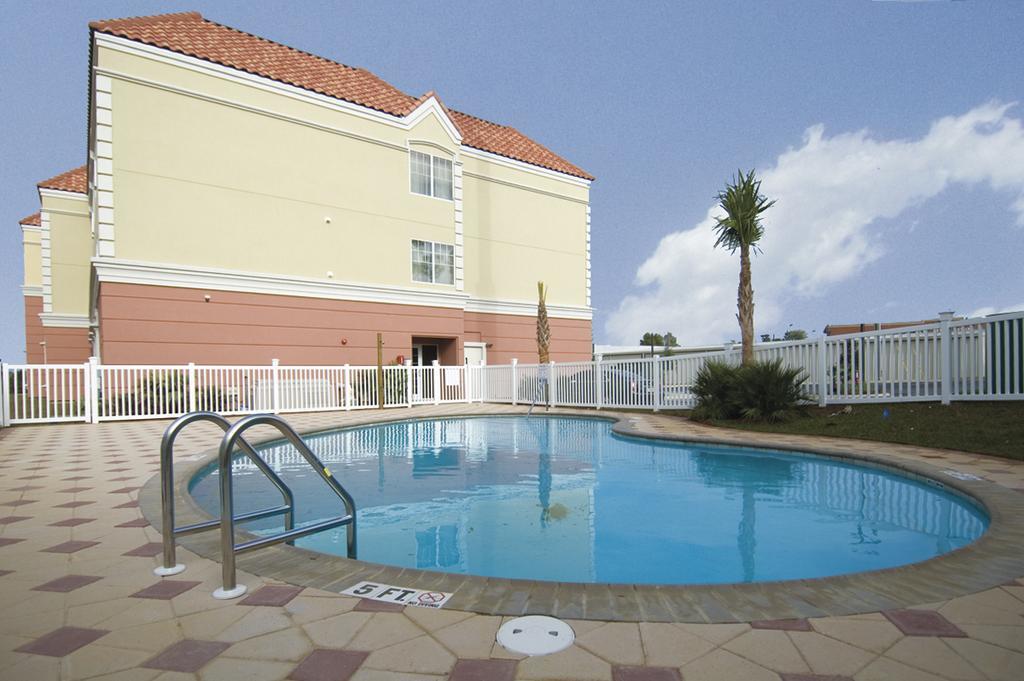 Country Inn & Suites By Radisson, Crestview, Fl Екстериор снимка
