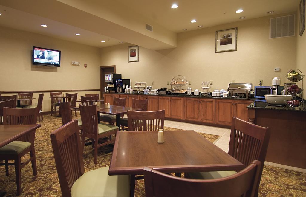 Country Inn & Suites By Radisson, Crestview, Fl Ресторант снимка
