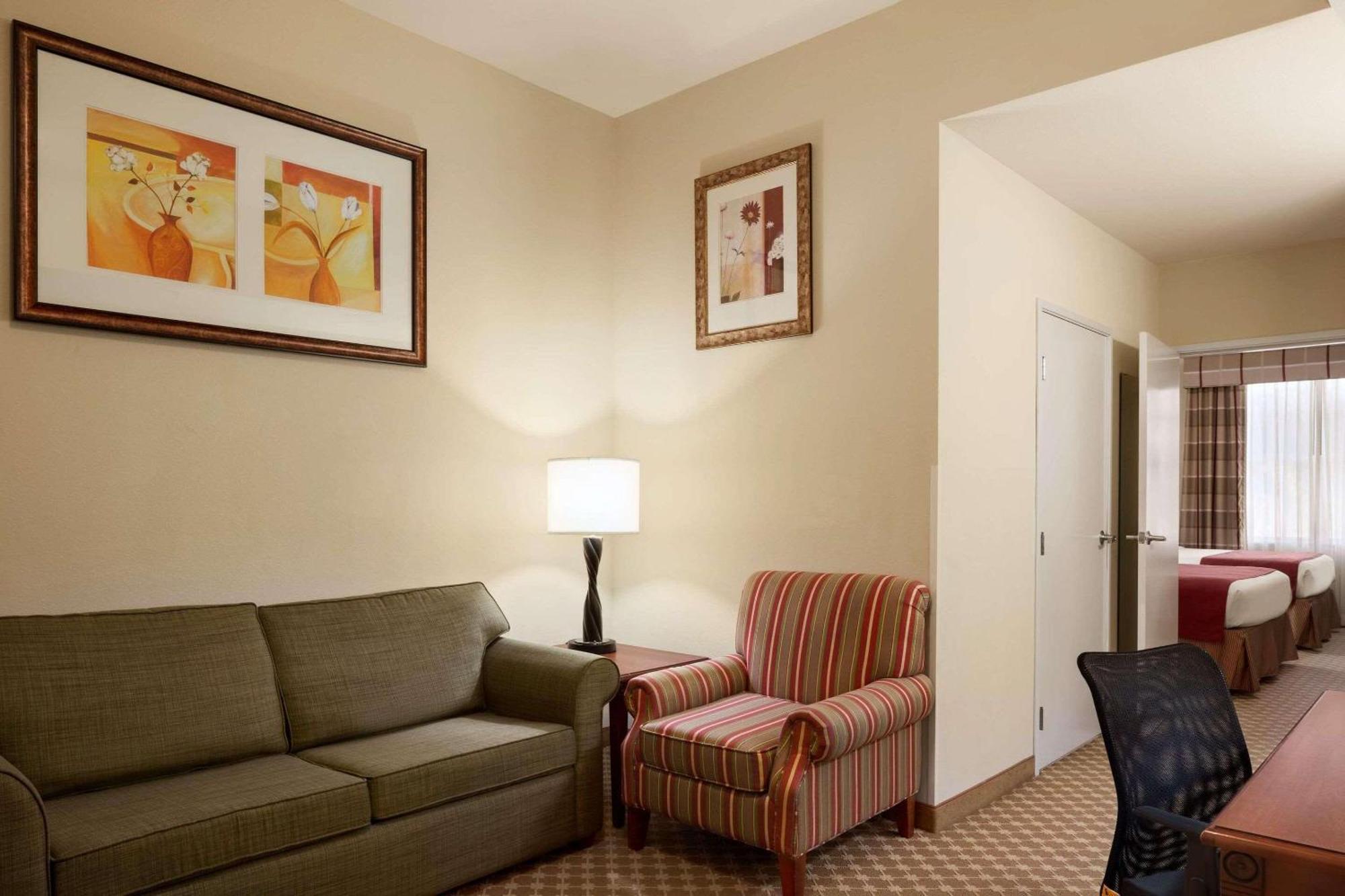 Country Inn & Suites By Radisson, Crestview, Fl Екстериор снимка