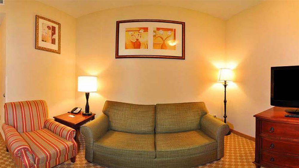 Country Inn & Suites By Radisson, Crestview, Fl Екстериор снимка